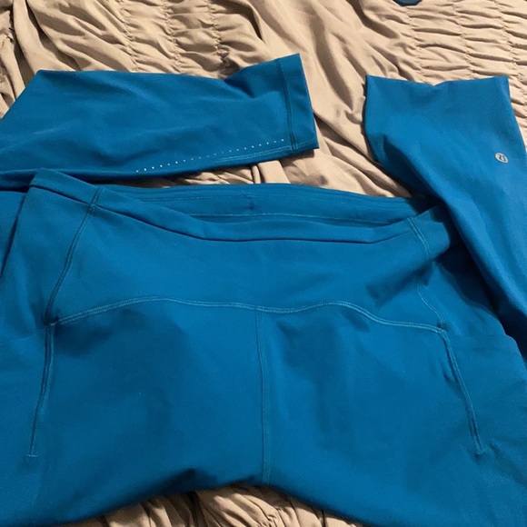 Lululemon - Picture 4 of 4